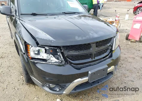 2015 Dodge Journey Crossroad z USA, uszkodzony, nr VIN 3C4PDCGG8FT632568